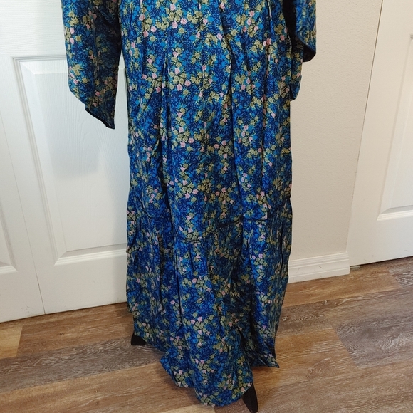 Anthropologie Ditsy Floral Sleep Robe - Picture 12 of 14